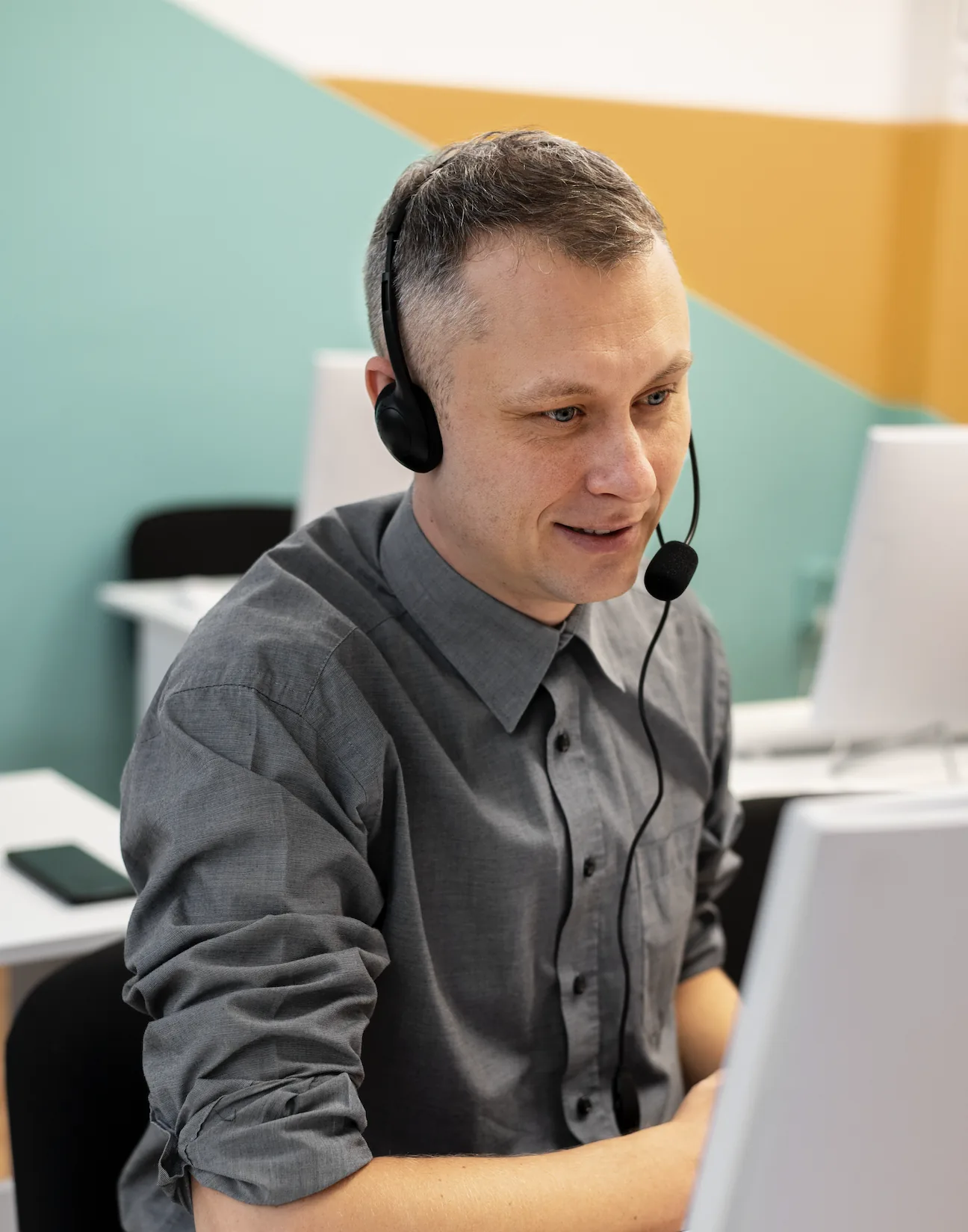 Paulo, do time de suporte da Maestrus, em atendimento por chat